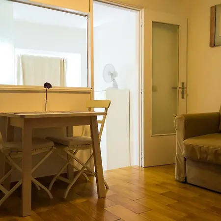 Apartamento Miradouro Das Virtudes 1 Apartment *